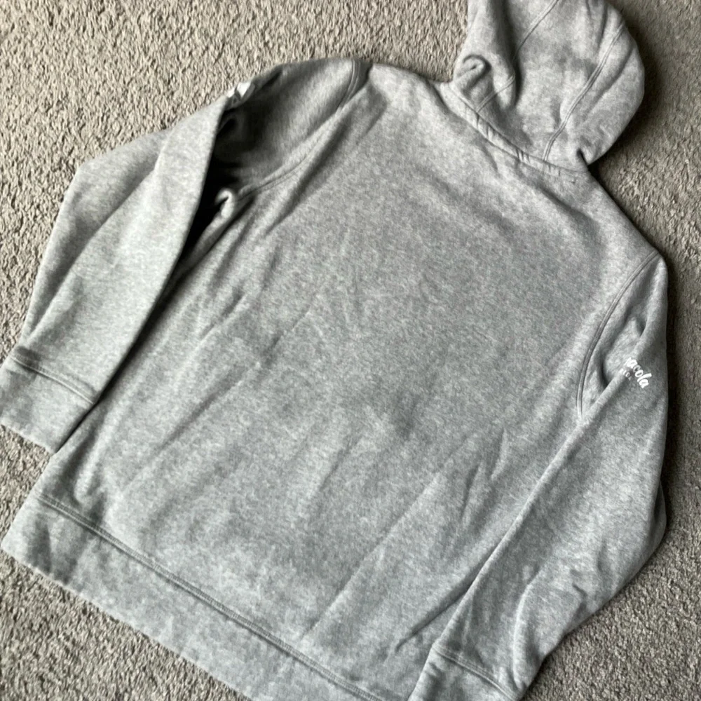 Adidas Men’s SBC Gray Hooded Sweatshirt-Size M